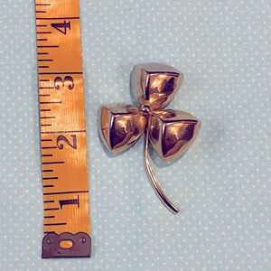 Gold Capri Clover Brooch